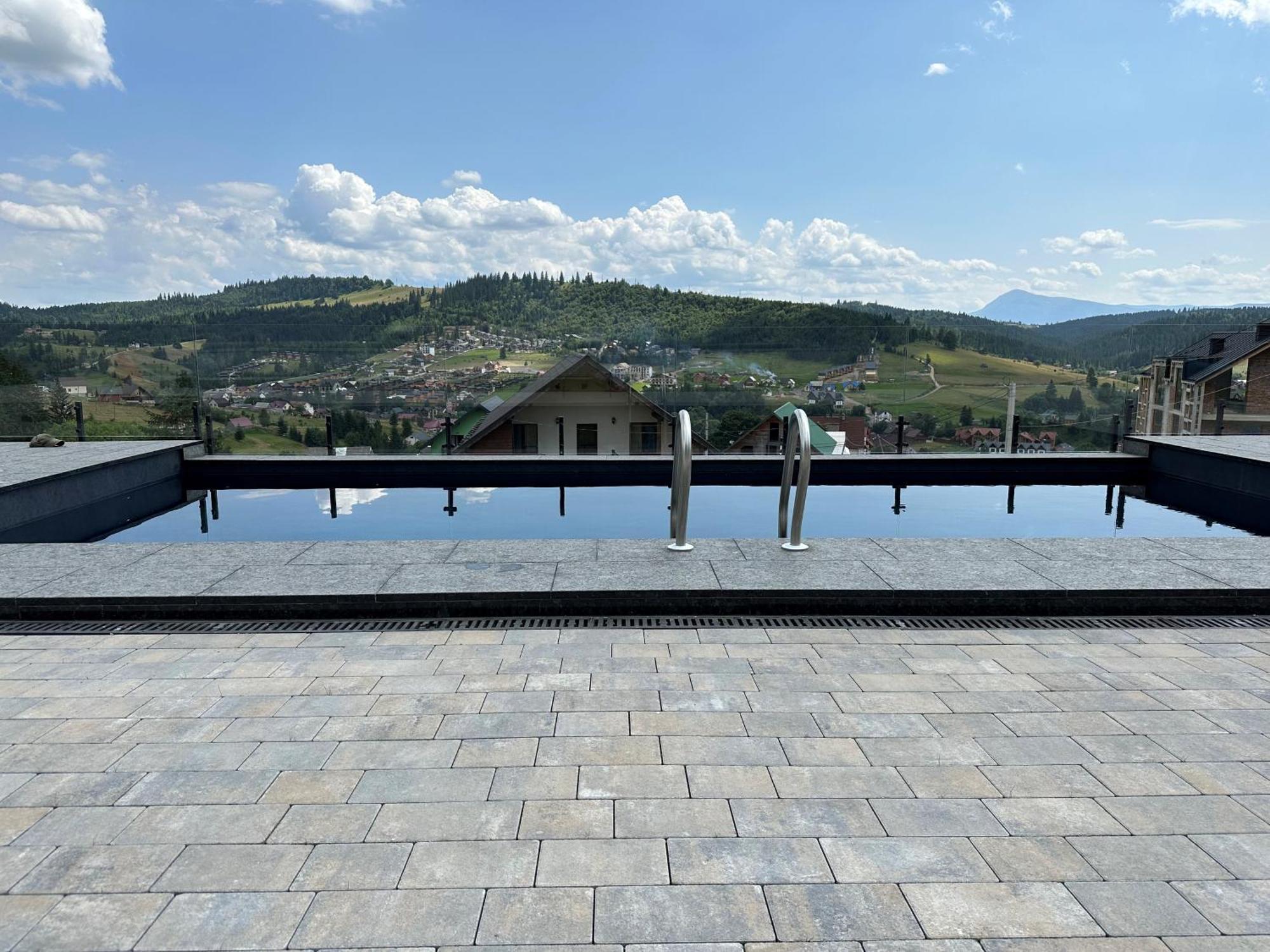 Chalet Panorama Bukovel Luaran gambar